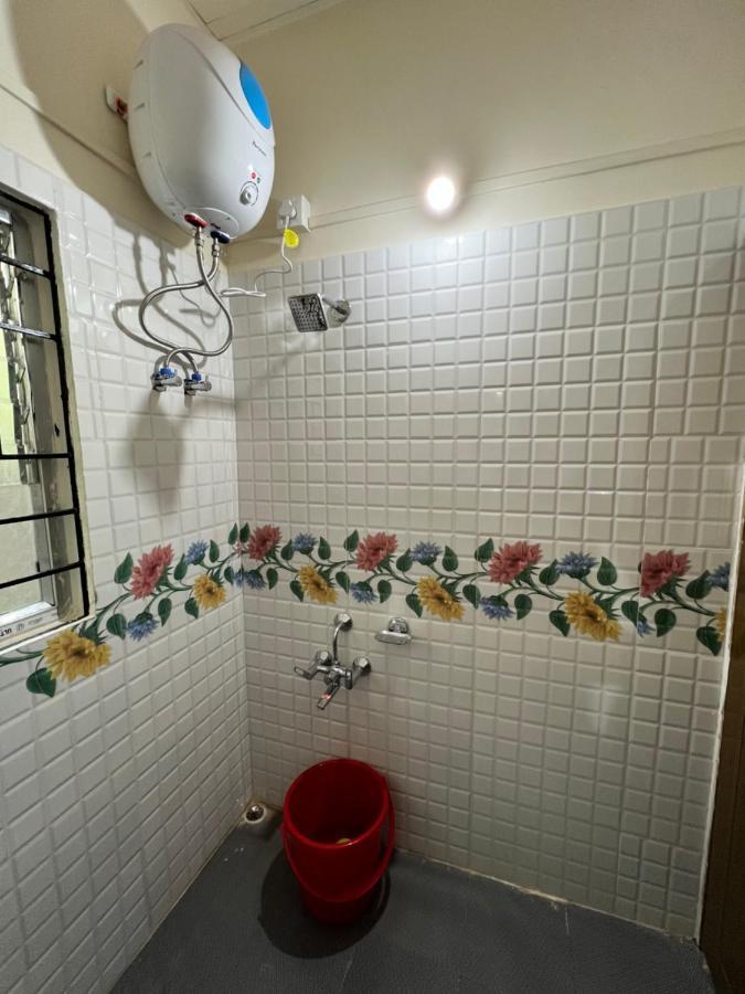 Atithya Lodge Guwahati Buitenkant foto